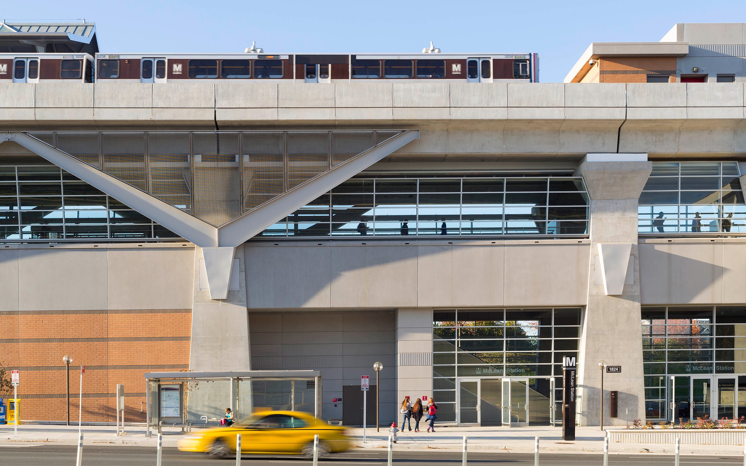 METRO Silver Line Extension daytime profile view