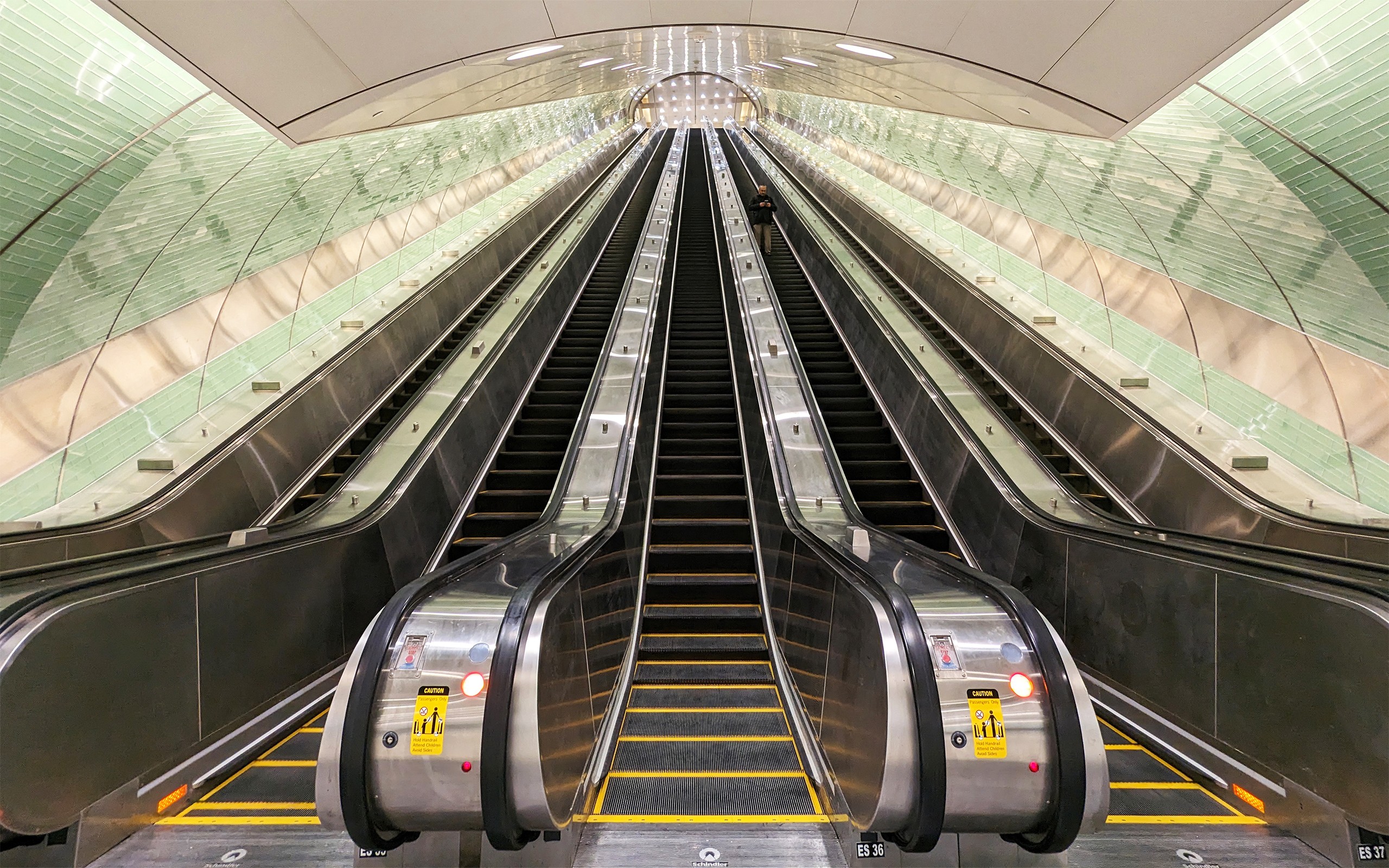 Grand Central Madison interior station escalator
