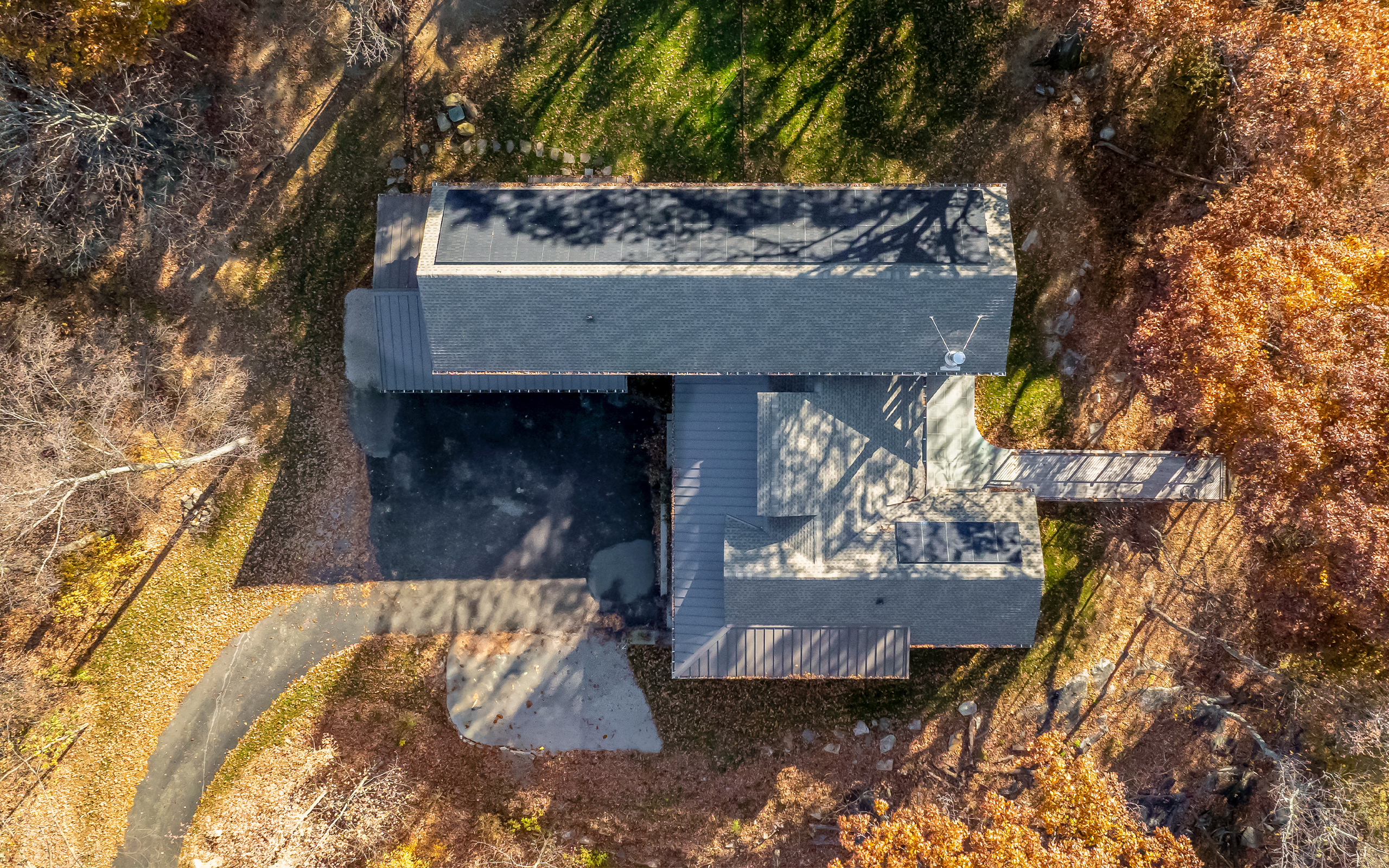 Passive House03_V4_16x10 Pierson-Humphrey Passive House exterior aerial